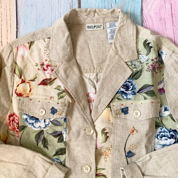 Floral Beige linen lightweight button down Jacket - Picture 7 of 12